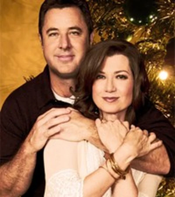 Vince Gill and Amy Grant Bring Christmas to the Ryman