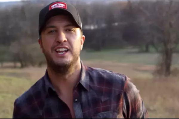 Does Luke Bryan have any free music videos that you can watch?