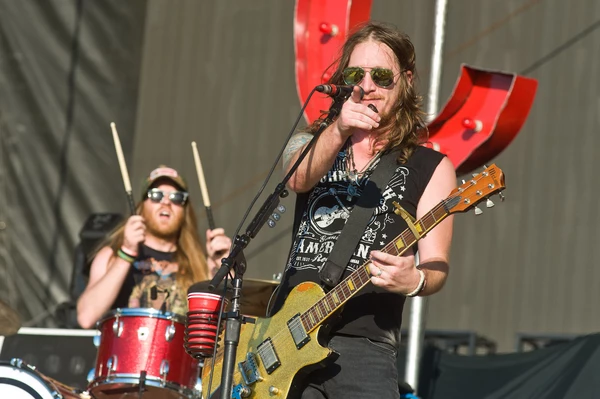 Win Tickets To See The Cadillac Three S 2017 Black Roses Tour