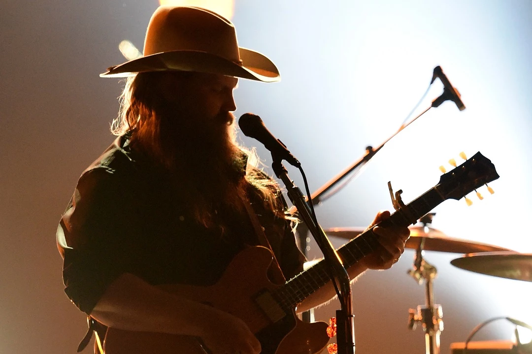 Chris Stapleton Cancels Tour Dates And Requires Physical Therapy
