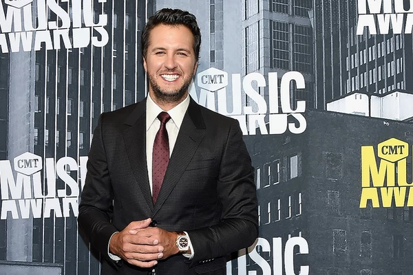 Luke Bryan Shares New Song 'Like You Say You Do' at VIP Event [WATCH]
