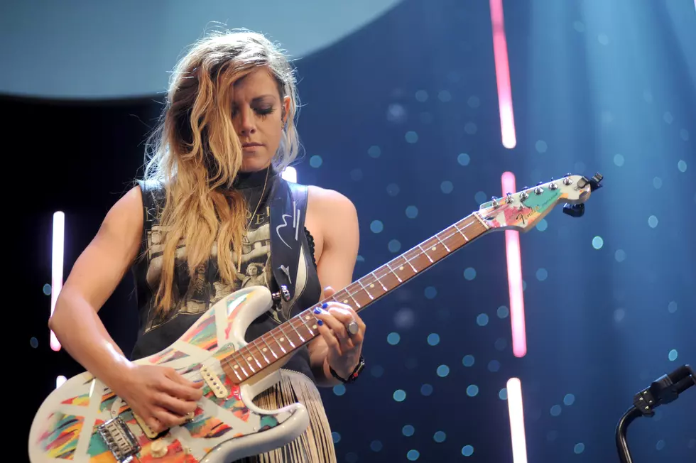Story Behind the Song: Lindsay Ell, ‘Worth the Wait’