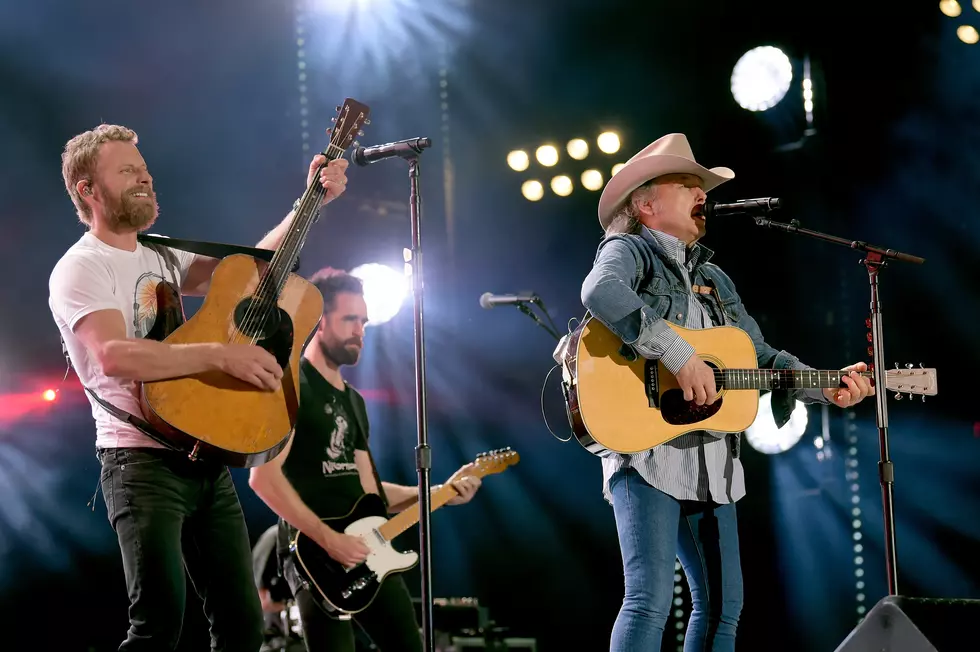 Dierks Bentley Brings Dwight Yoakam to CMA Fest 2018 for ‘Fast as You’ [WATCH]