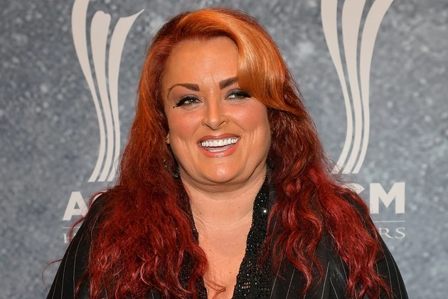 Wynonna Judd Meets With Kentucky Fire Survivors