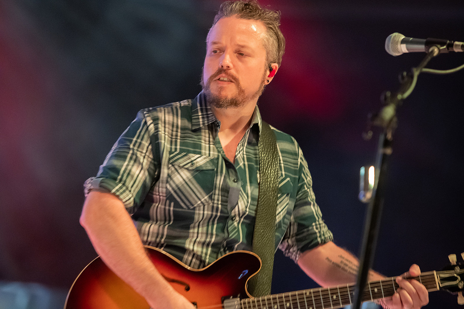 ‘What’ve I Done to Help’ Jason Isbell Wonders in New Song [LISTEN