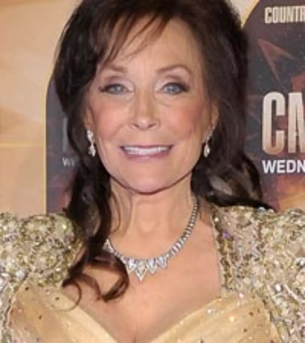 Loretta Lynn Postpones Concerts Due to Knee Surgery