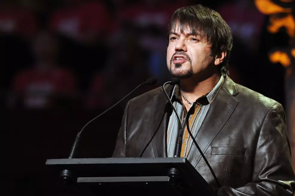 Jeff Bates Embraces Conway Twitty Comparisons on Tribute Album ‘Me and Conway’