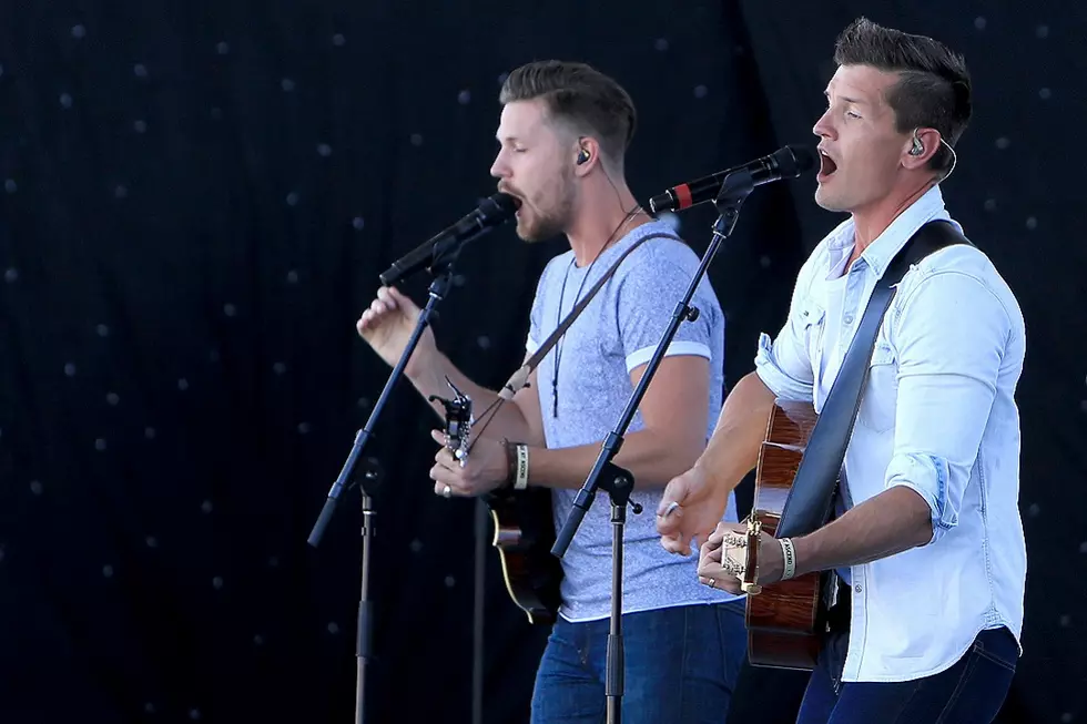 Interview: High Valley’s Mennonite Upbringing Fostered Their Success